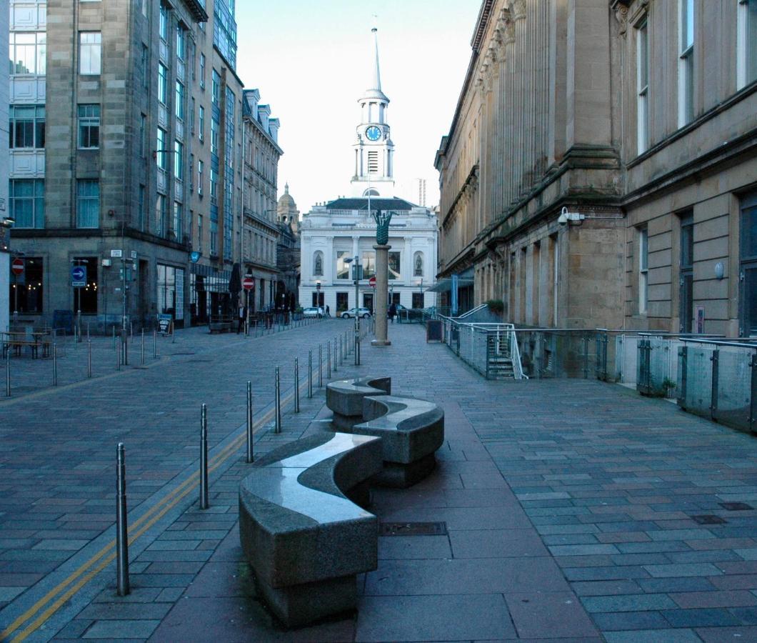 Fabulous Stylish Flat In Merchant City & Free Secure Parking グラスゴー エクステリア 写真