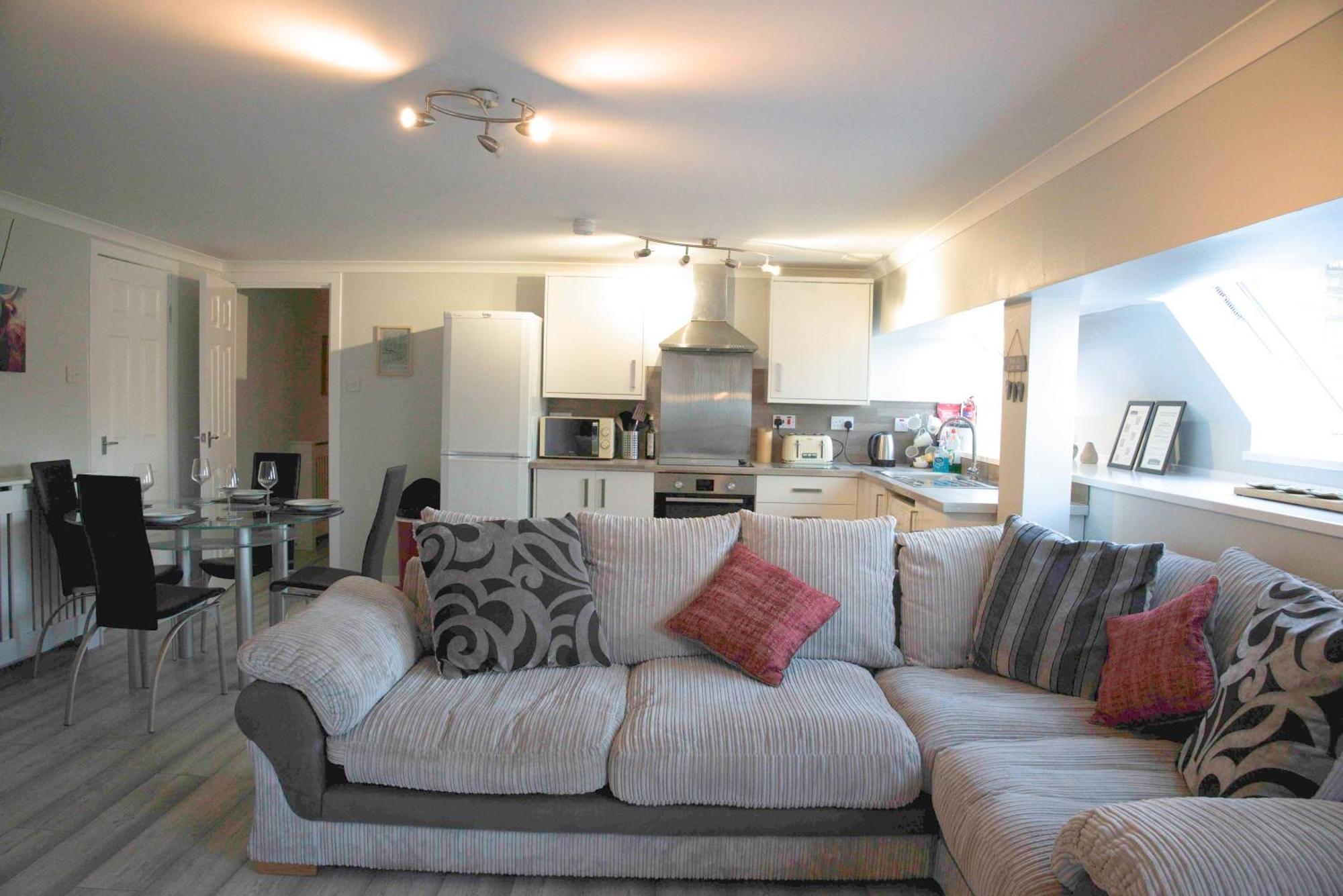 Fabulous Stylish Flat In Merchant City & Free Secure Parking グラスゴー エクステリア 写真